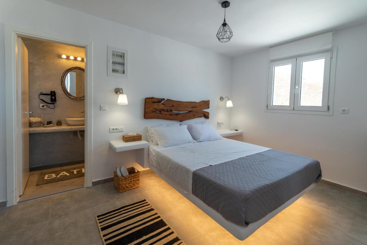 Miramare Suites Mykonos Merchia Beach Exterior photo