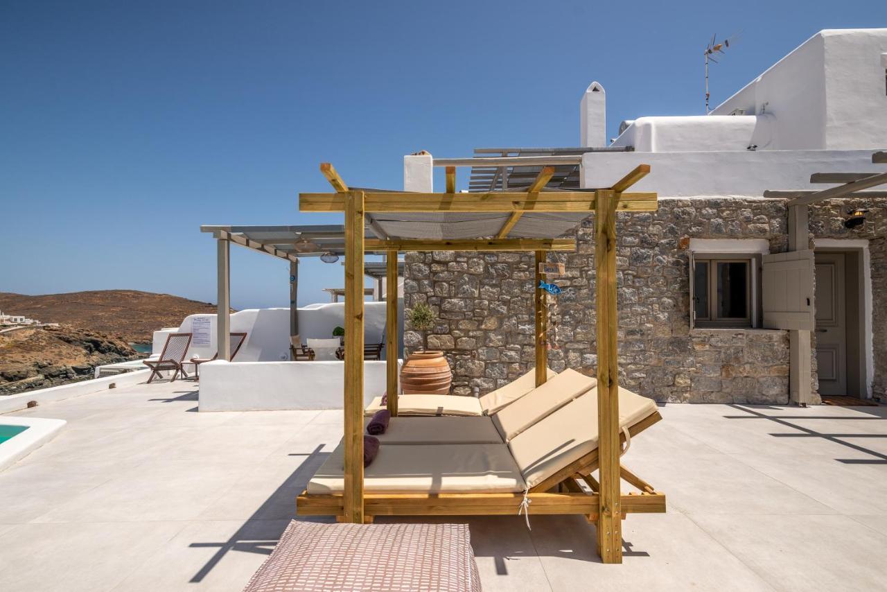 Miramare Suites Mykonos Merchia Beach Exterior photo