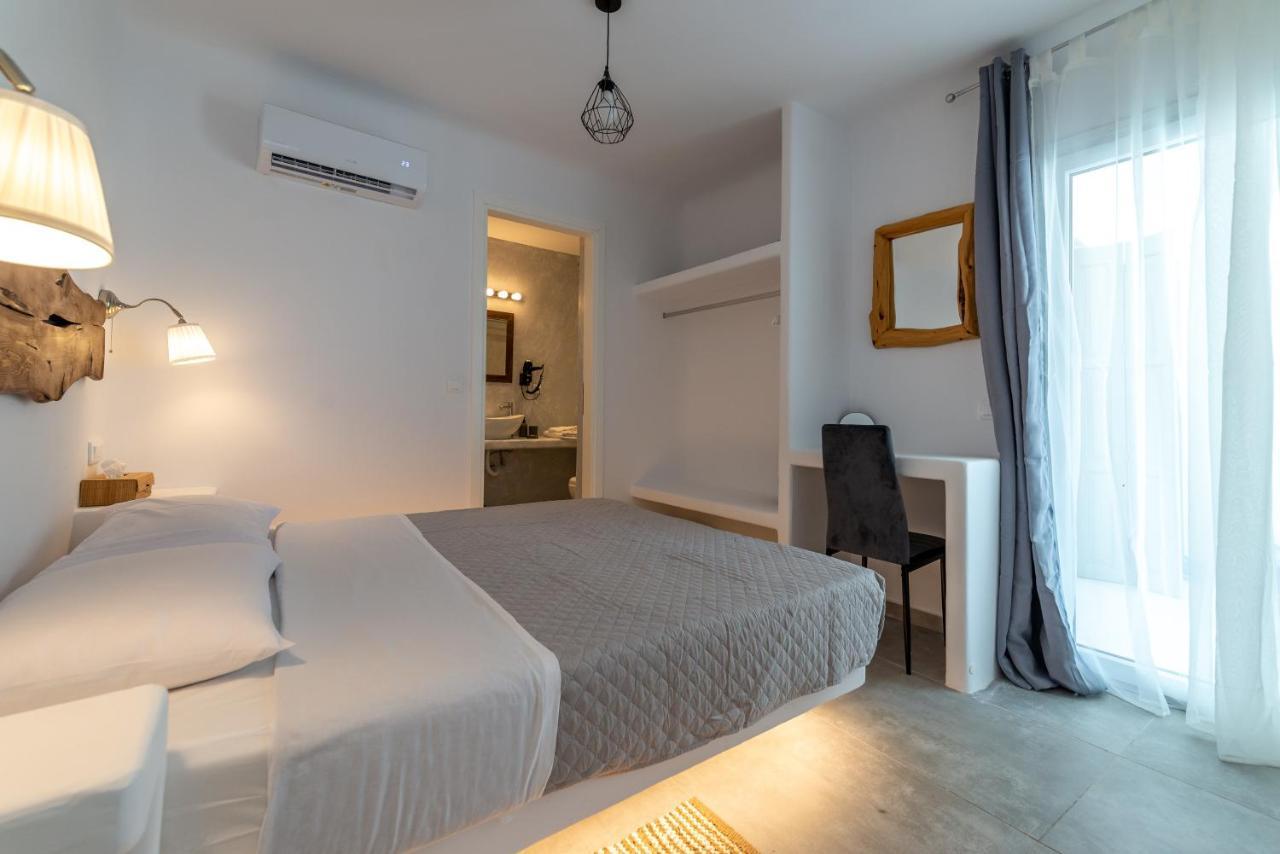 Miramare Suites Mykonos Merchia Beach Exterior photo