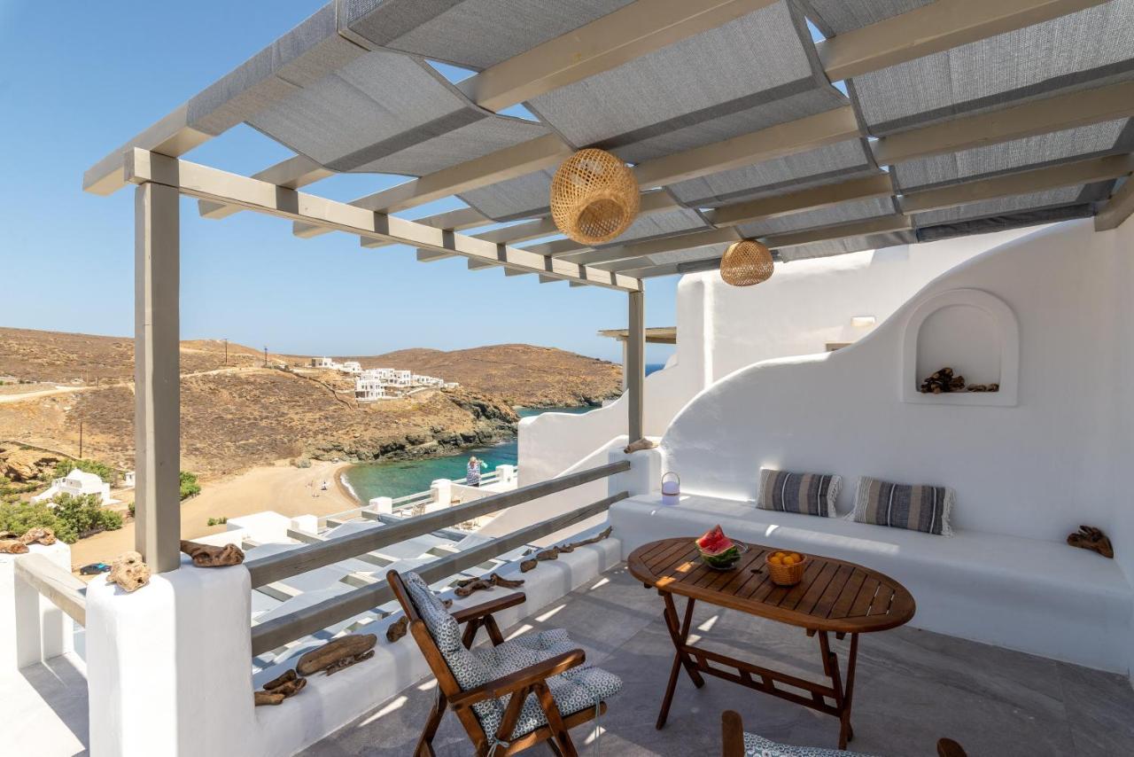 Miramare Suites Mykonos Merchia Beach Exterior photo