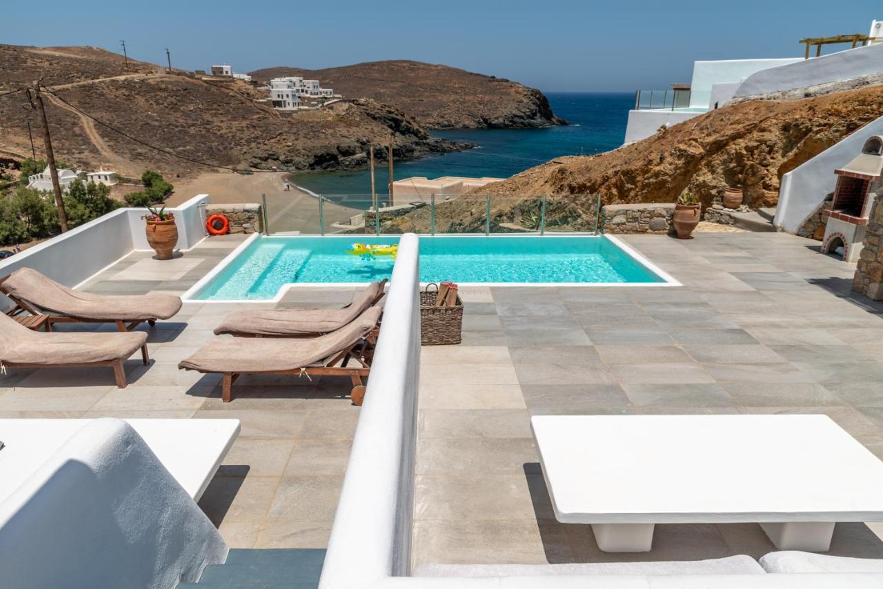 Miramare Suites Mykonos Merchia Beach Exterior photo
