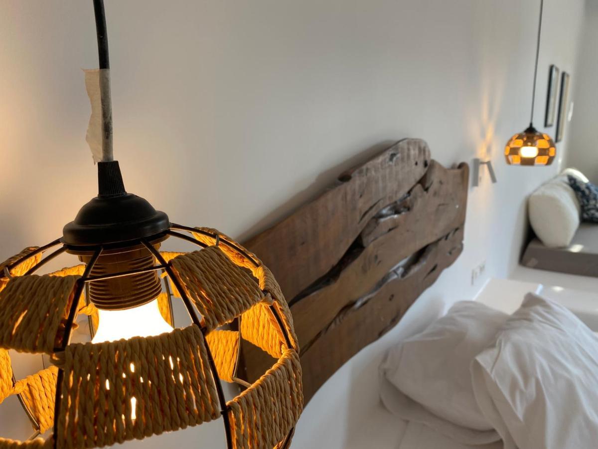 Miramare Suites Mykonos Merchia Beach Exterior photo