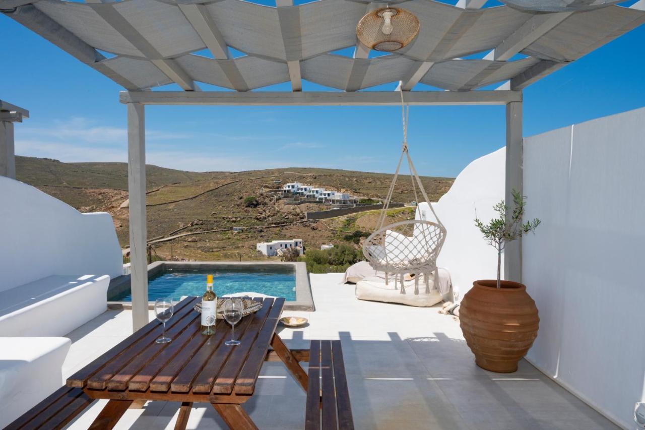 Miramare Suites Mykonos Merchia Beach Exterior photo