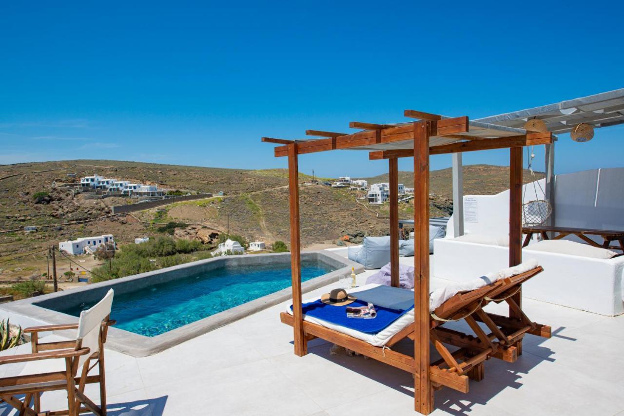 Miramare Suites Mykonos Merchia Beach Exterior photo