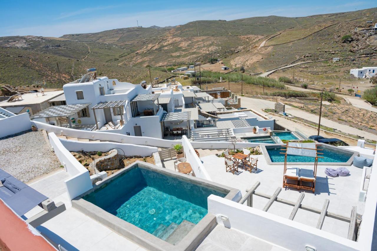 Miramare Suites Mykonos Merchia Beach Exterior photo
