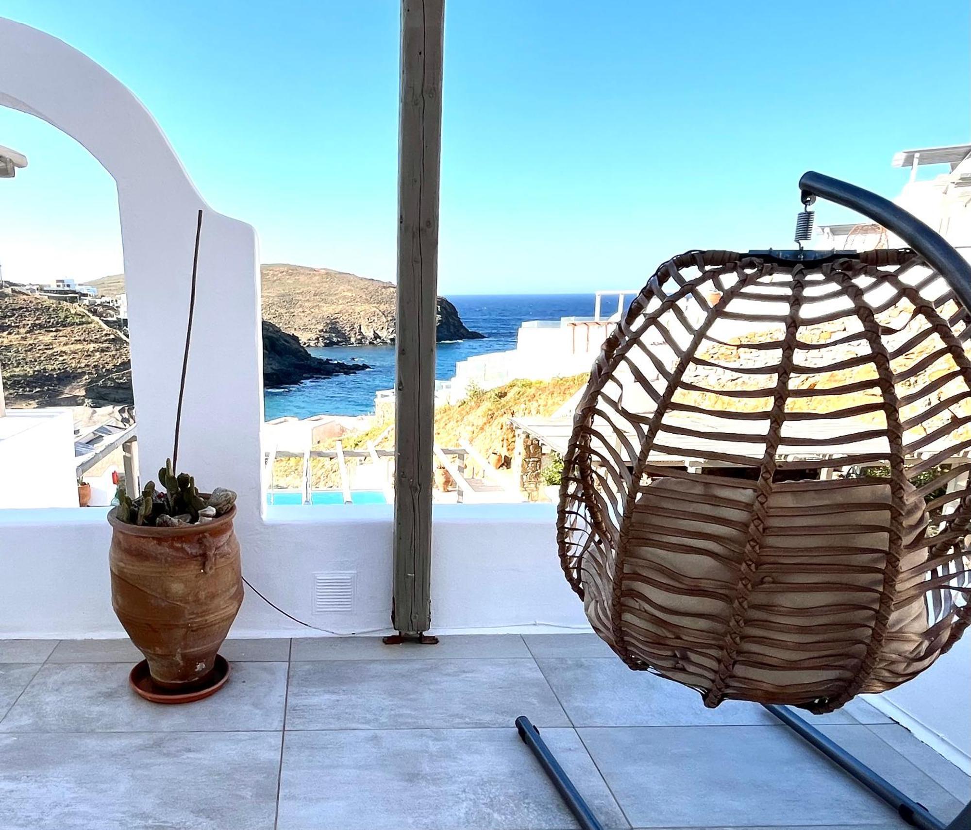 Miramare Suites Mykonos Merchia Beach Exterior photo